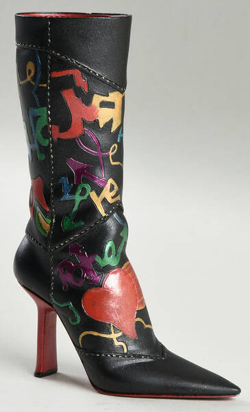 Just the Right Shoe Artist's Impressions - Boxed
