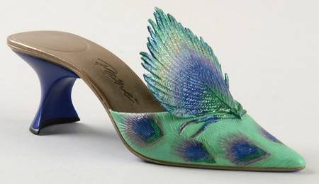 Step Into Nature Peacock Feathers - Boxed