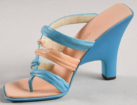 Step in To Summer Opposites Attract - No Box
