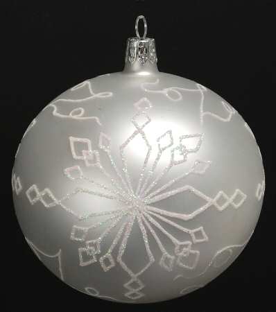 Winter Wonderland Snowflake Ball - Boxed