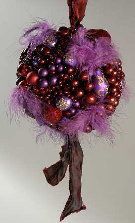 Holiday Heirloom Giftware Maharaja  Kissing Ball - Boxed