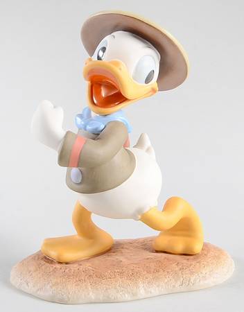 Annual Membership Gifts Happy Camper-Donald Duck - Boxed