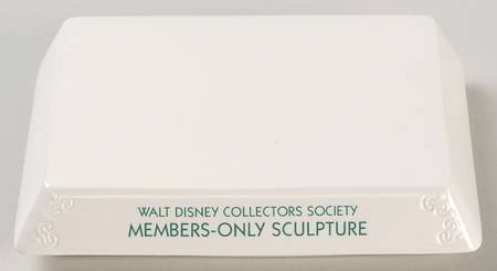 Annual Membership Gifts Members-Only Sculpture Display Stand - Display Stand 2