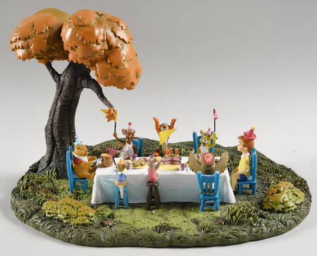 Enchanted Places-Winnie the Pooh Hip! Hip! Pooh-Ray! - No Box