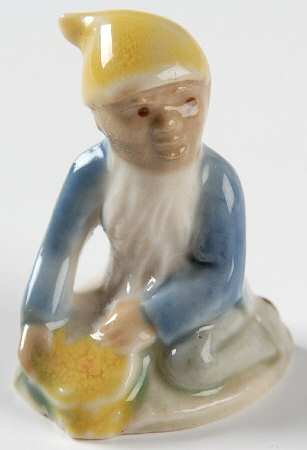 Wade Figurines Gnome-Yellow Hat-Crock O'Gold - No Box
