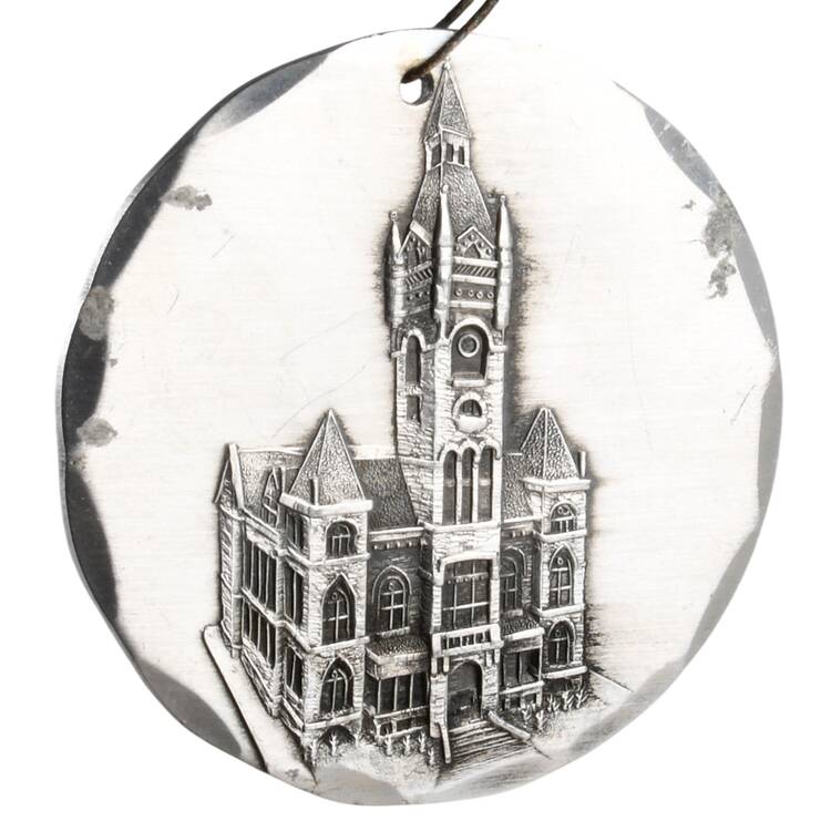 Wendell August Ornaments The Butler County Courthouse - Boxed