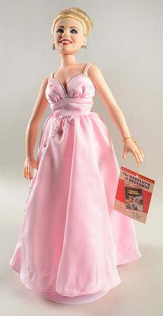 Movie Greats Ginger Rogers- As Dinah Barkley - Boxed