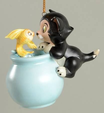 Members Only Ornaments Purrfect Kiss-Cleo & Figaro - Boxed