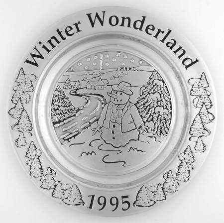 Annual Christmas Carol Wall Plates Winter Wonderland - No Box