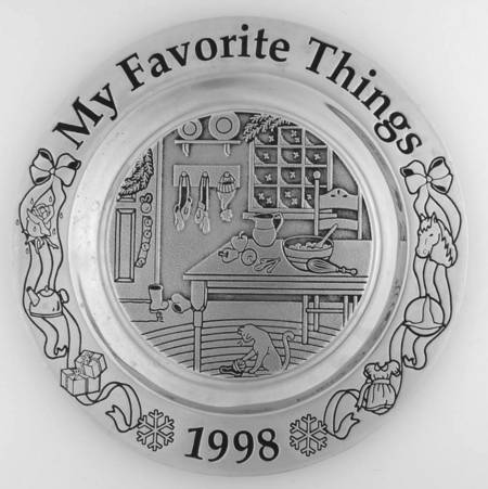 Annual Christmas Carol Wall Plates My Favorite Things - No Box
