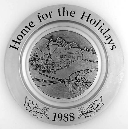 Annual Christmas Carol Wall Plates Home For The Holidays - With Box