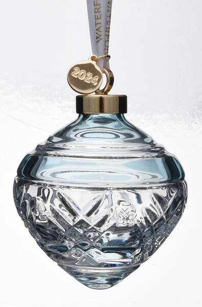 Winter Wonders Holly Bauble- Evergreen - Boxed