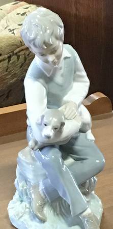 Zaphir Figurine Howie's Dog - No Box