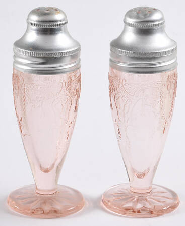 Cameo Pink Footed Shaker Set & Metal Lids by Anchor Hocking
