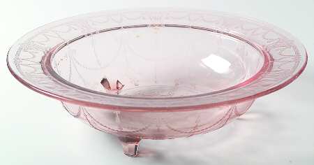 Cameo Pink 3-Toed Footed Bowl