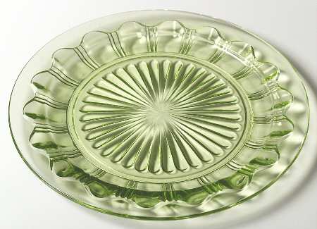 Colonial Green Dinner Plate