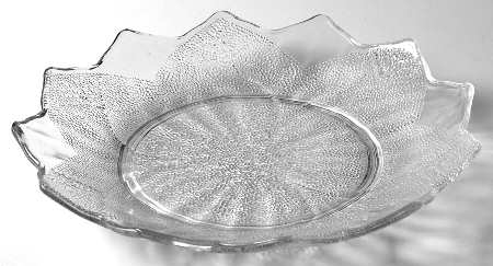 Leaf and Blossom Clear 8" Leaf Plate
