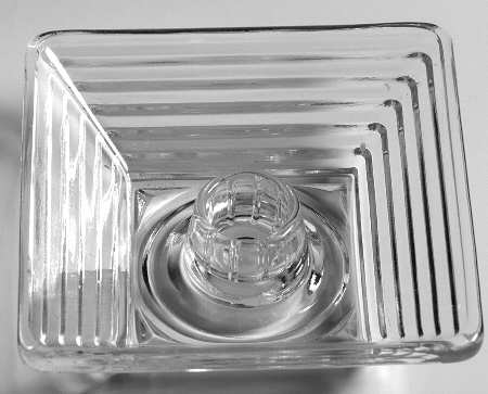 Manhattan Clear 4" Circle Bottom Square Candleholder
