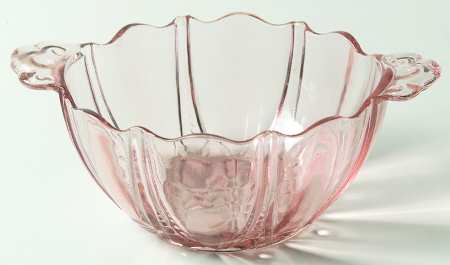 Oyster and Pearl Pink 6" Handled Bon Bon
