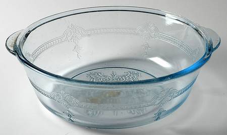 Philbe Sapphire Blue Ovenware 1.5 Qt Round Casserole-No Pie Plate Lid
