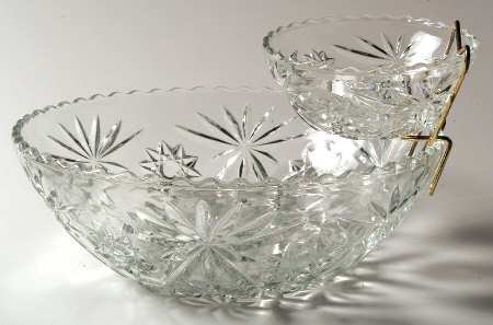 Prescut Clear Chip & Dip Bowls with Metal Holder by Anchor Hocking