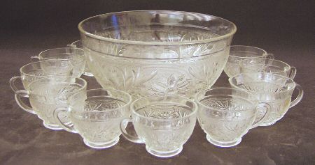 Sandwich Clear (14 Piece) Punch Set (Bowl ,Stand &12 Cups)