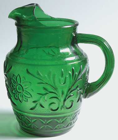 Sandwich Forest Green 37 Oz Ice Lip Juice Pitcher