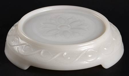 Sandwich Ivory Punch Bowl Stand