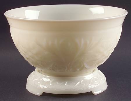 Sandwich Ivory Punch Bowl with Stand