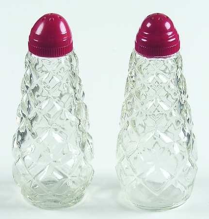 Waterford Clear Shaker Set & Plastic Lids