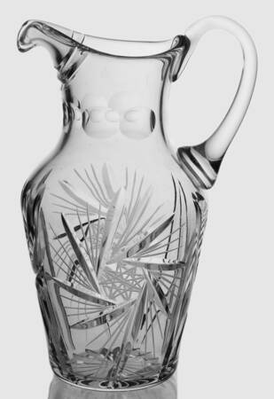 Eleanor 26 Oz Pitcher