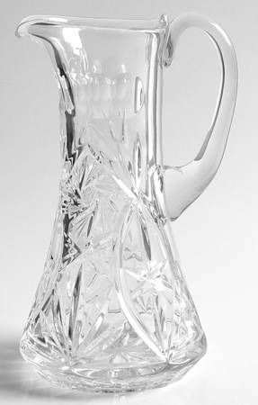 Eleanor 16 Oz Pitcher