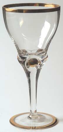 Golden Suszy Wine Glass