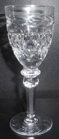 Laura Wine Glass