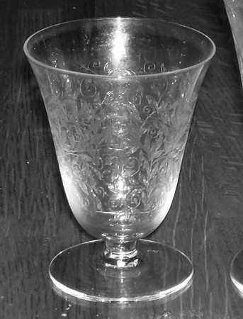 Leaves (Etched) 1 Oz Footed Tumbler