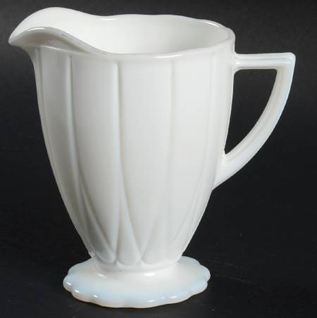 Newport Platonite White (No Trim) Creamer