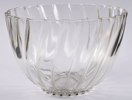 Colonial Swirl Shell Punch Bowl by Hazel-Atlas