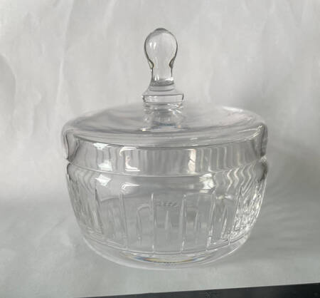 Sonnet (Cut) Candy Box & Lid