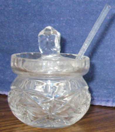 Pinwheel Mustard & Lid with Spoon