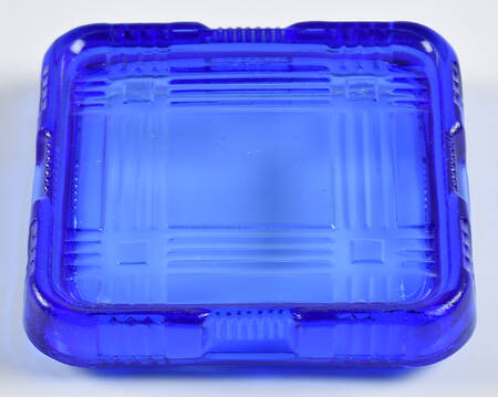 Crisscross Cobalt Lid for Small Square Refrigerator Dish