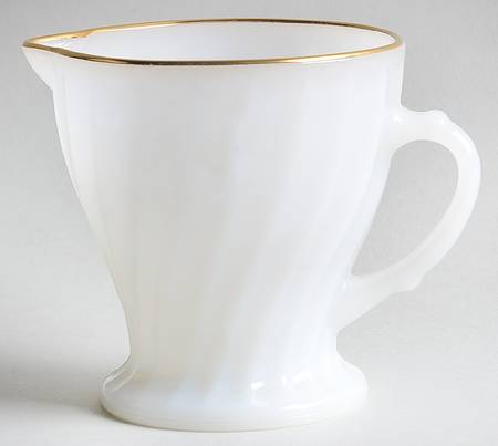 Swirl Golden Shell Lustre Creamer