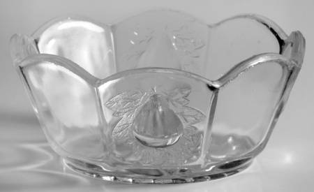 Baltimore Pear Gipsy 4" Octagonal Sauce Dish