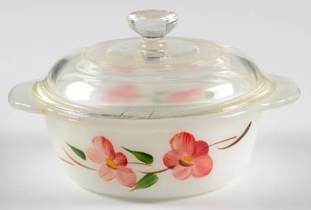 Peach Blossom 1 Pint Round Covered Casserole