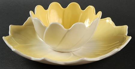 Leaf and Blossom Yellow Snack Set-Blossom Bowl & Leaf Plate