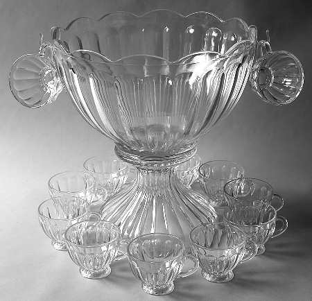 Colonial (Punch Set) (14 Piece) Punch Set (Bowl ,Stand &12 Cups)