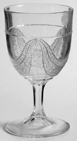 Garfield Drape Water Goblet