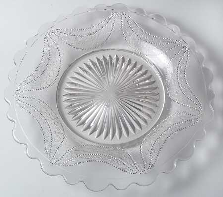 Garfield Drape Bread Tray