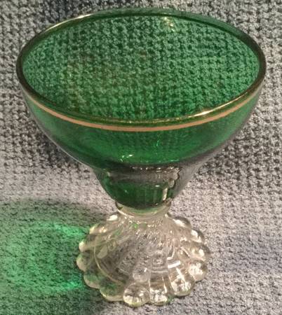 Burple-Inspiration Green Gold Champagne/Tall Sherbet