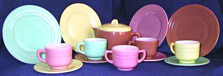 Moderntone Little Hostess Dark Pink Child's Plate