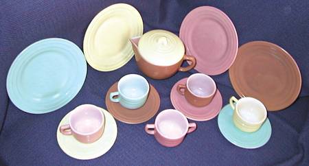 Moderntone Little Hostess Tan Child's Teapot & Lid